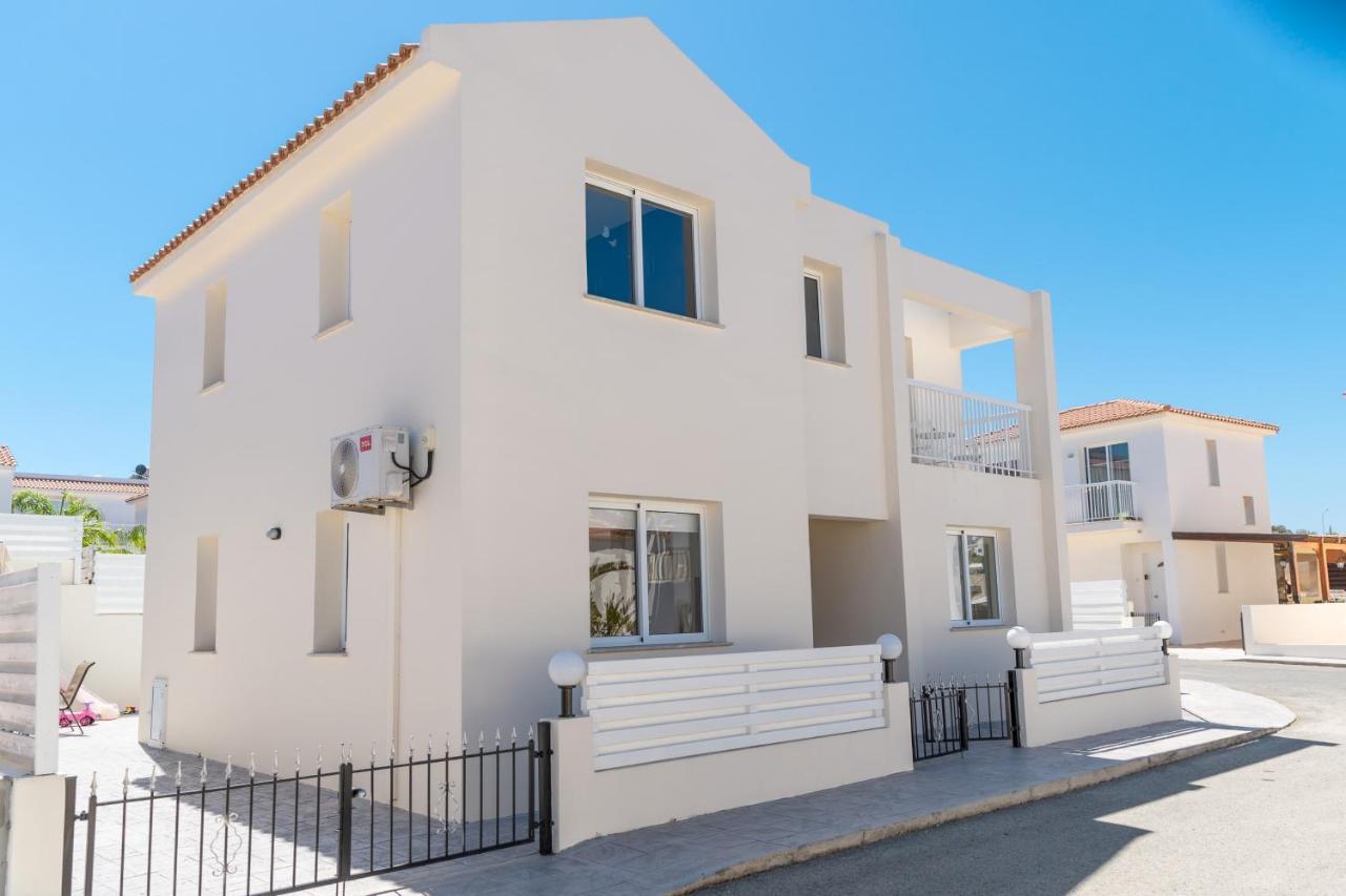 Dafni Villa Ekaterina 3 Bdrm Protarász Kültér fotó