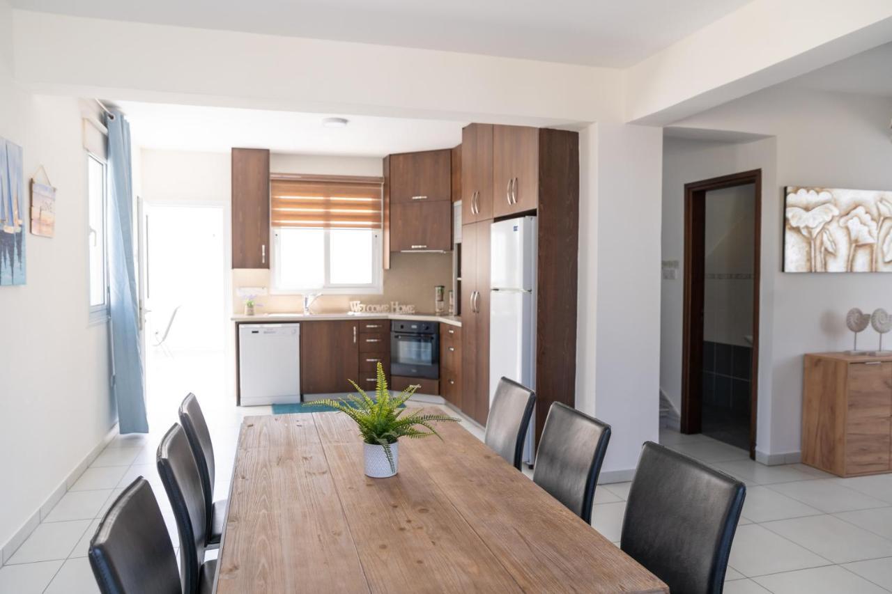Dafni Villa Ekaterina 3 Bdrm Protarász Kültér fotó