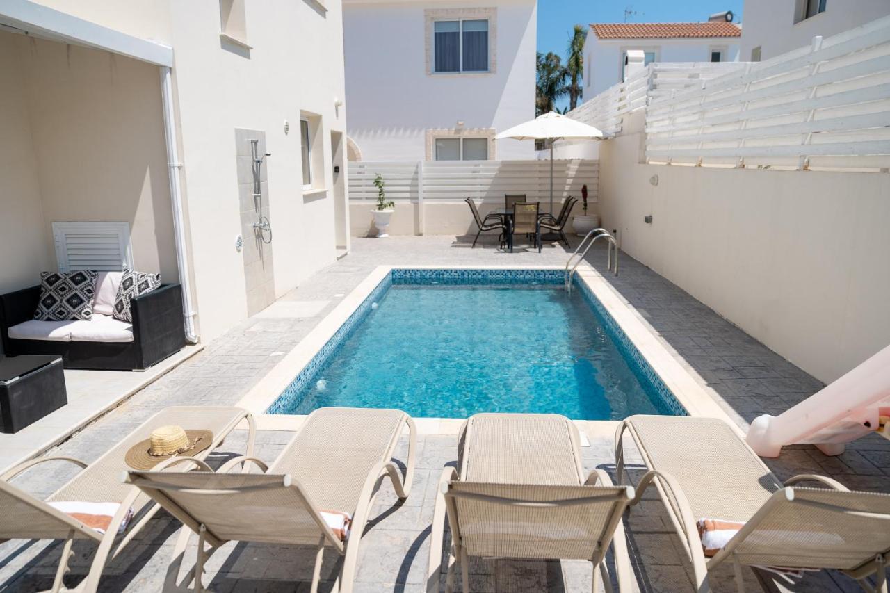 Dafni Villa Ekaterina 3 Bdrm Protarász Kültér fotó