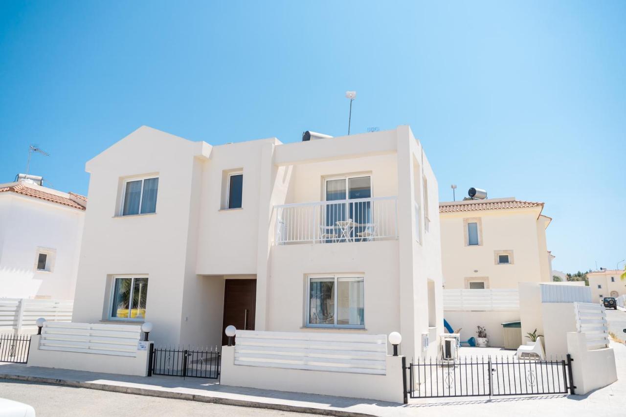 Dafni Villa Ekaterina 3 Bdrm Protarász Kültér fotó