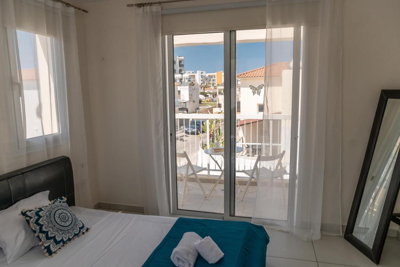 Dafni Villa Ekaterina 3 Bdrm Protarász Kültér fotó