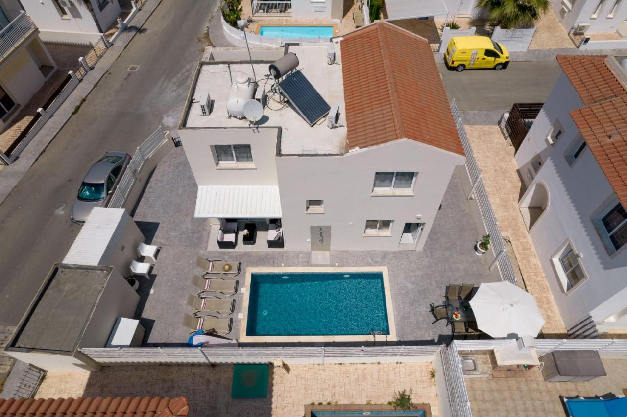 Dafni Villa Ekaterina 3 Bdrm Protarász Kültér fotó