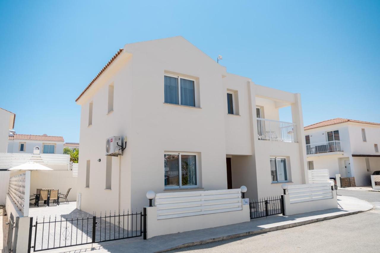 Dafni Villa Ekaterina 3 Bdrm Protarász Kültér fotó